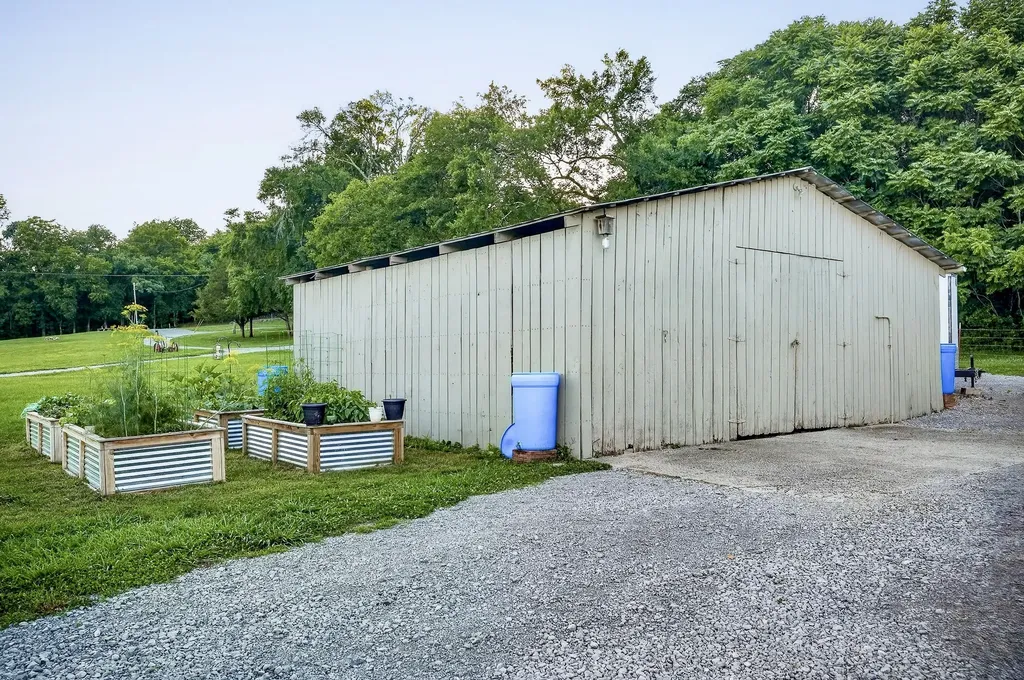 4045 Lower Helton Road Alexandria TN 37012