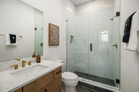 3 Tomlinson Pointe Drive Mount Juliet TN 37122