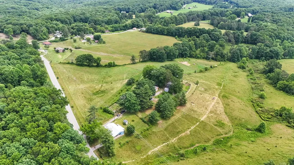 2658 Pickett Park Highway Jamestown TN 38556