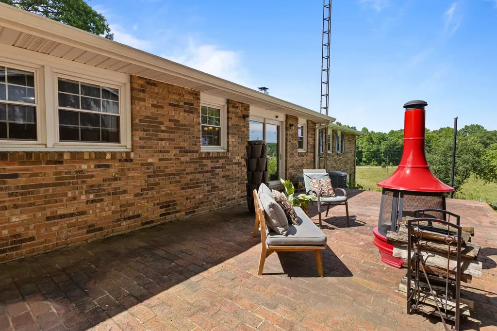2658 Pickett Park Highway Jamestown TN 38556
