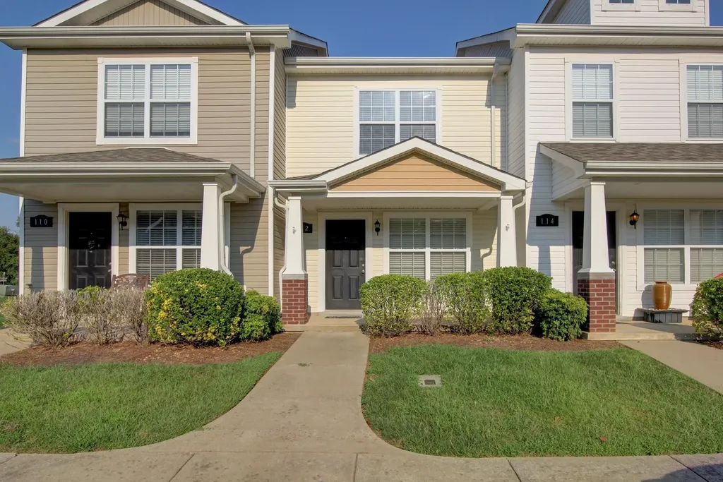 112 Alexander Boulevard Clarksville TN 37040