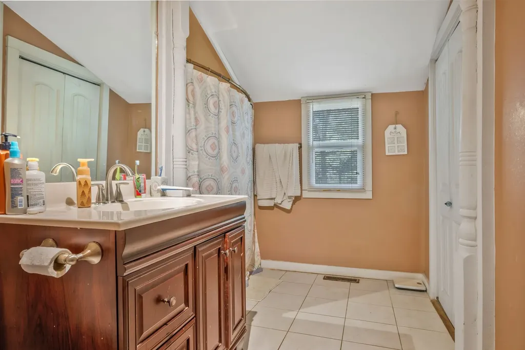 6491 Piney River Road, N Bon Aqua TN 37025