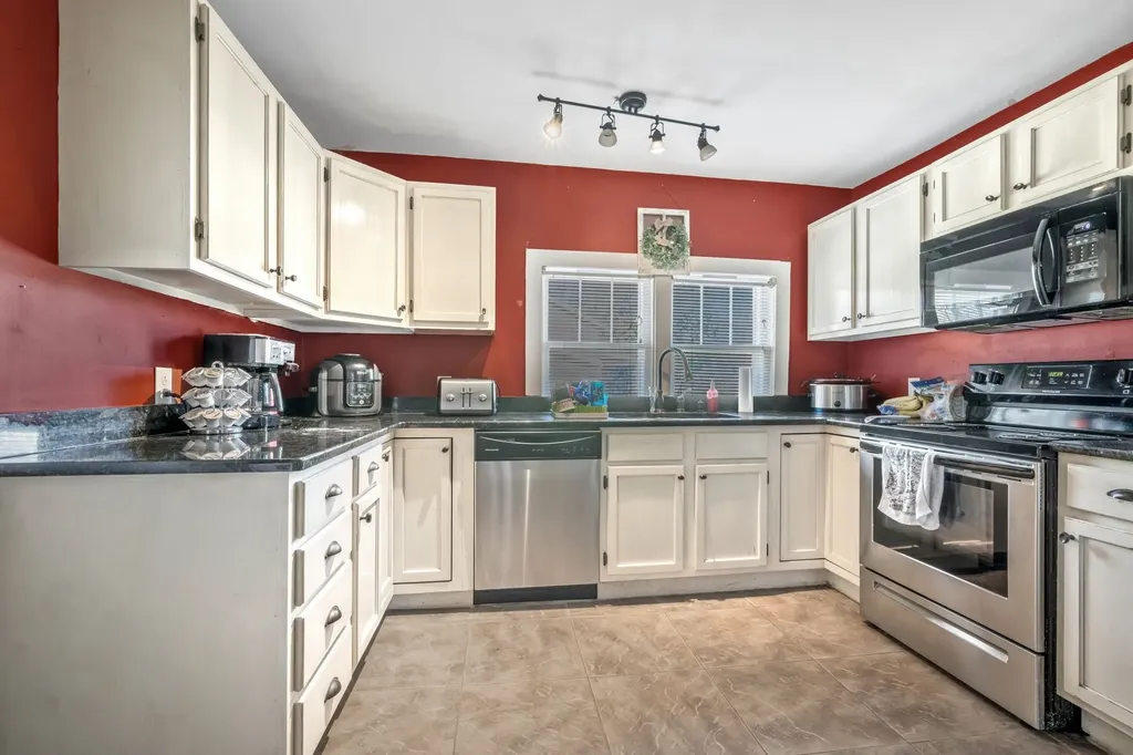 6491 Piney River Road, N Bon Aqua TN 37025
