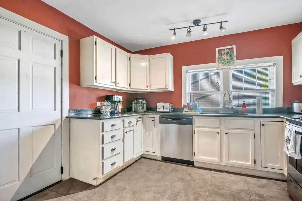 6491 Piney River Road, N Bon Aqua TN 37025