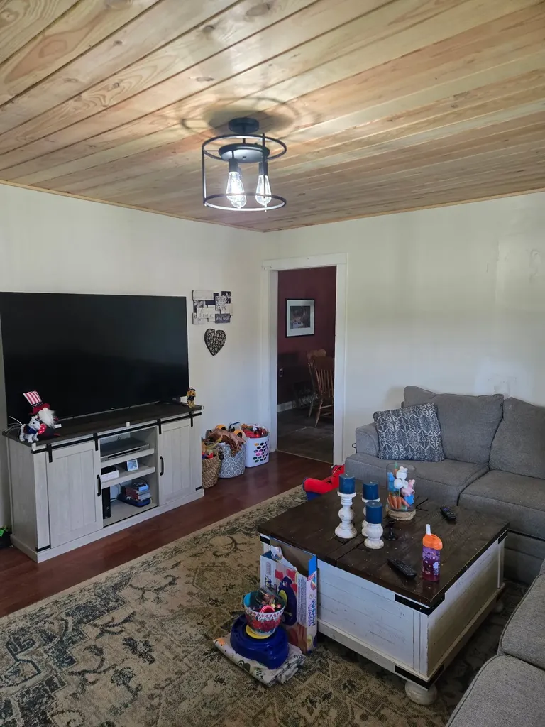 6491 Piney River Road, N Bon Aqua TN 37025