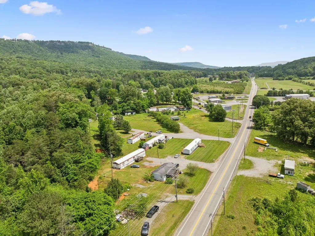 1841 Main Street Jasper TN 37347