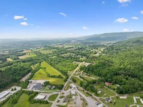1841 Main Street Jasper TN 37347