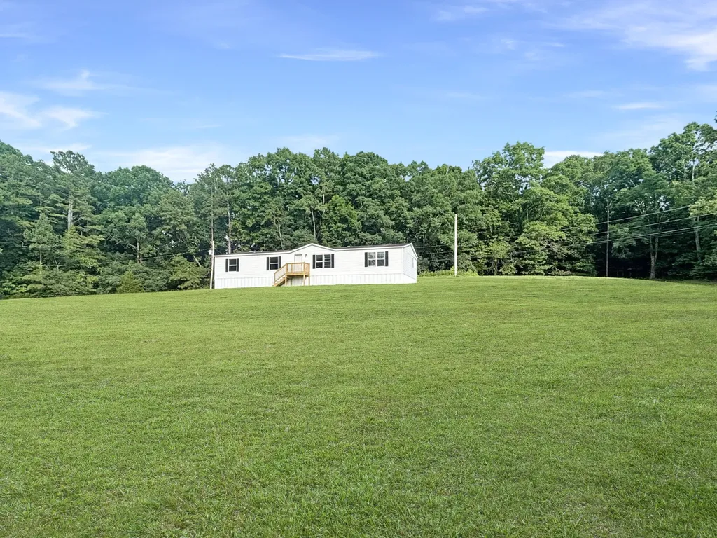 979 Oak Manor Drive, SE Cleveland TN 37323