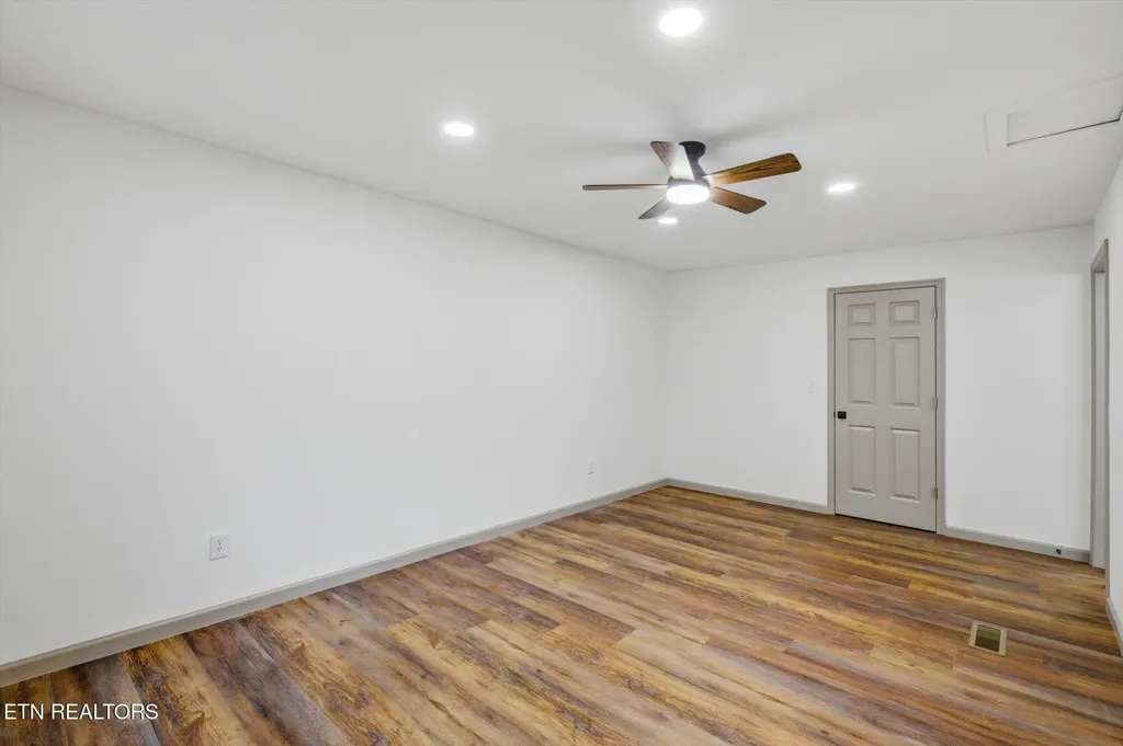 114 Alford Street Athens TN 37303