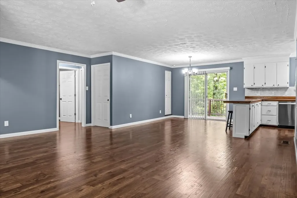 10808 Missionary Ridge Road Bon Aqua TN 37025