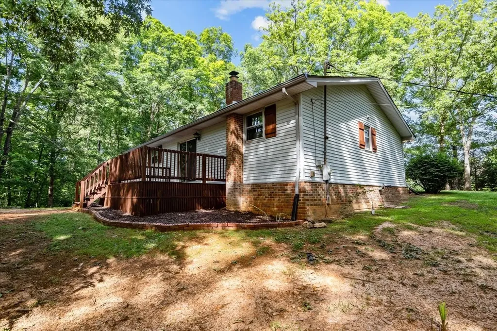 10808 Missionary Ridge Road Bon Aqua TN 37025