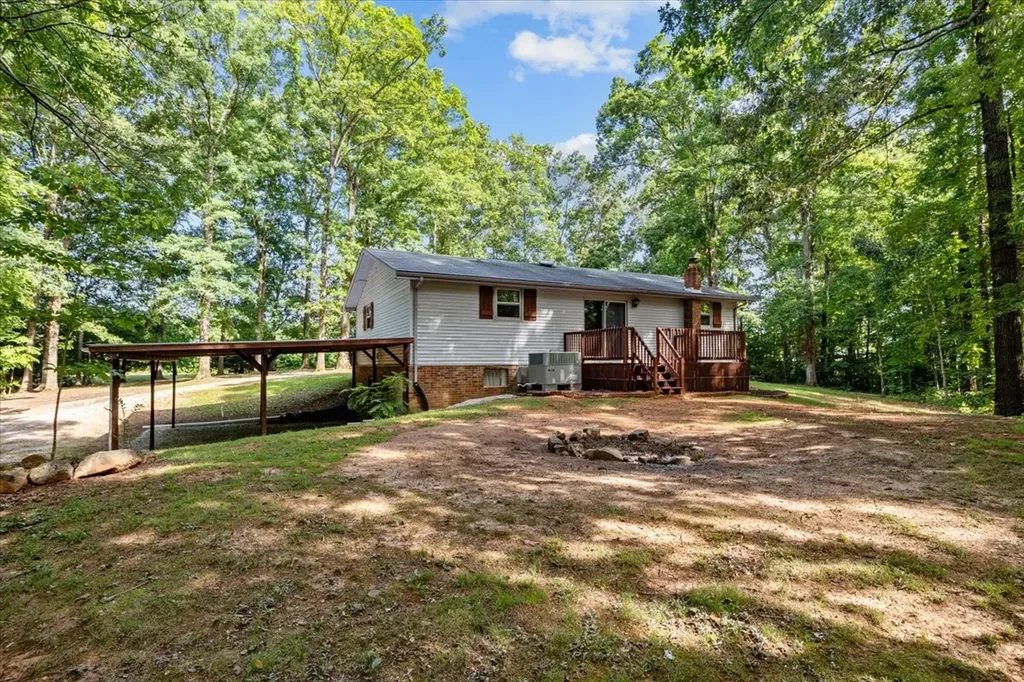 10808 Missionary Ridge Road Bon Aqua TN 37025