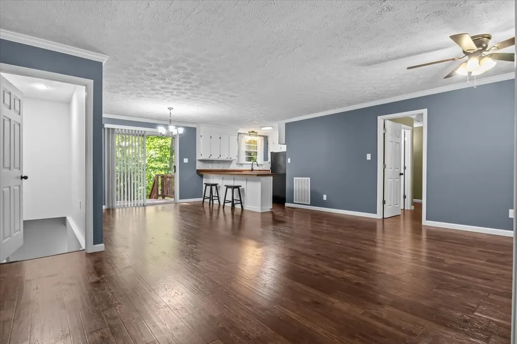 10808 Missionary Ridge Road Bon Aqua TN 37025