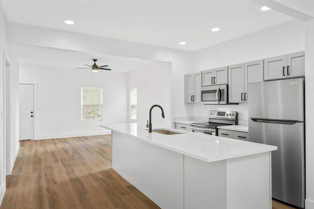 530 Raymond Street Nashville TN 37211