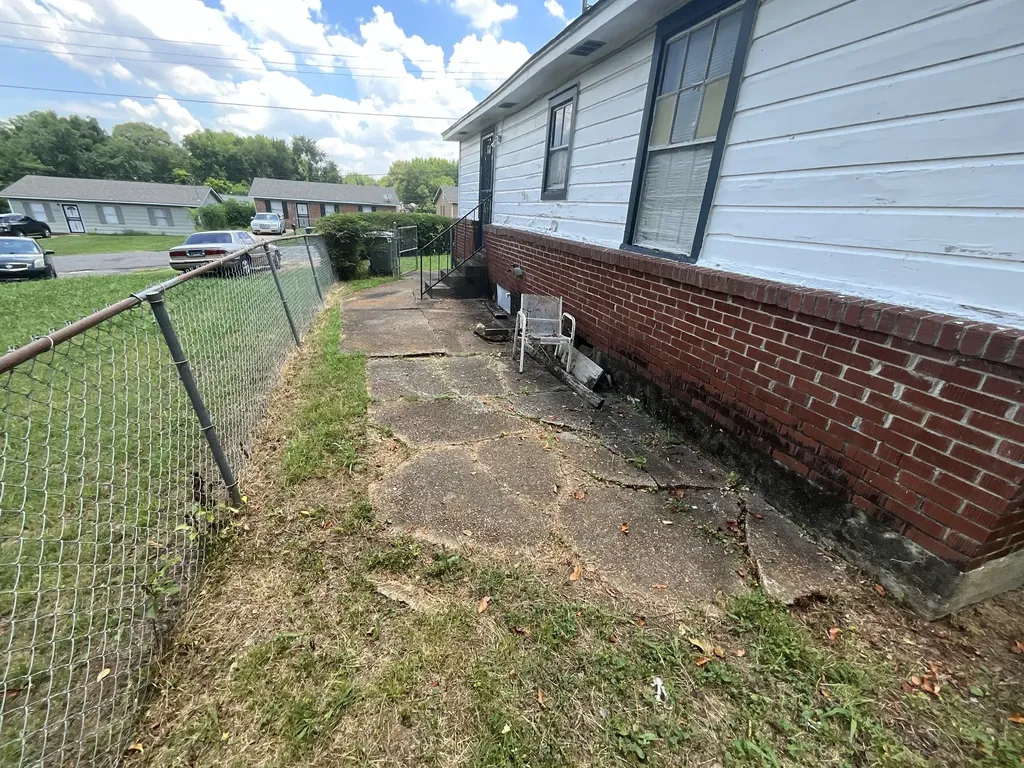 1455 Effie Road Memphis TN 38106