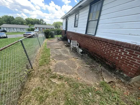 1455 Effie Road Memphis TN 38106