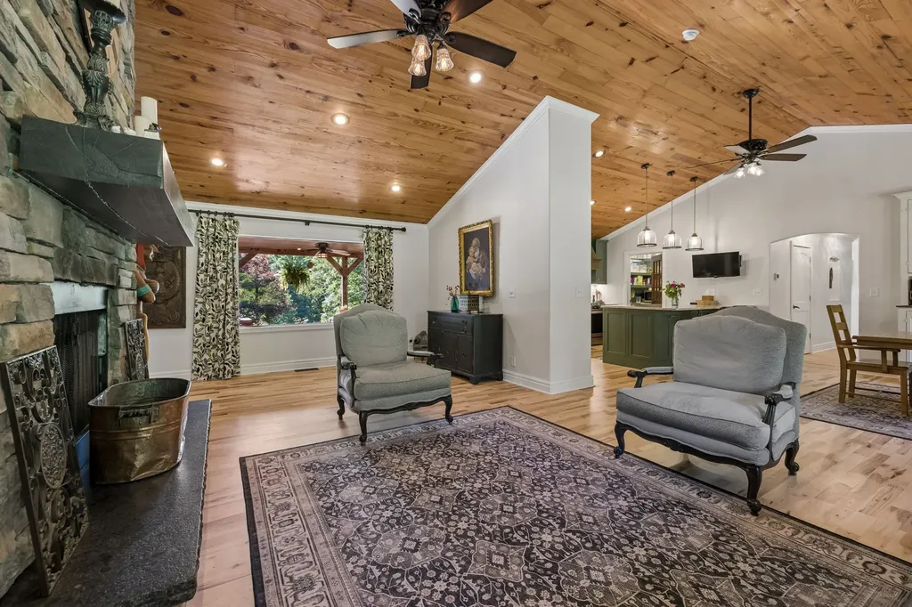 95 Bowman Court Waverly TN 37185