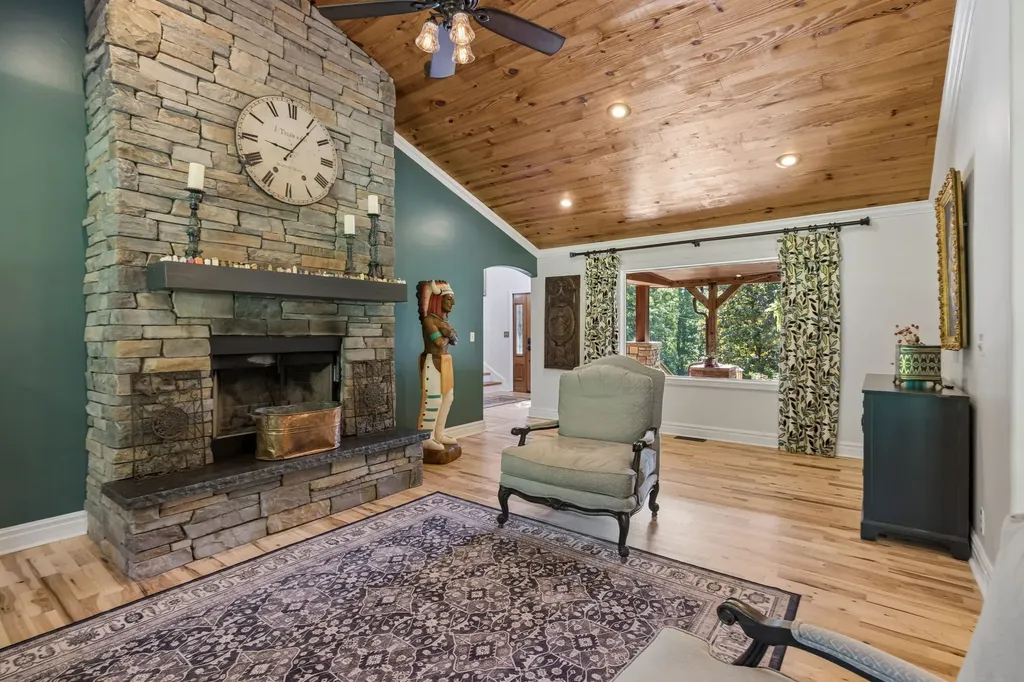 95 Bowman Court Waverly TN 37185