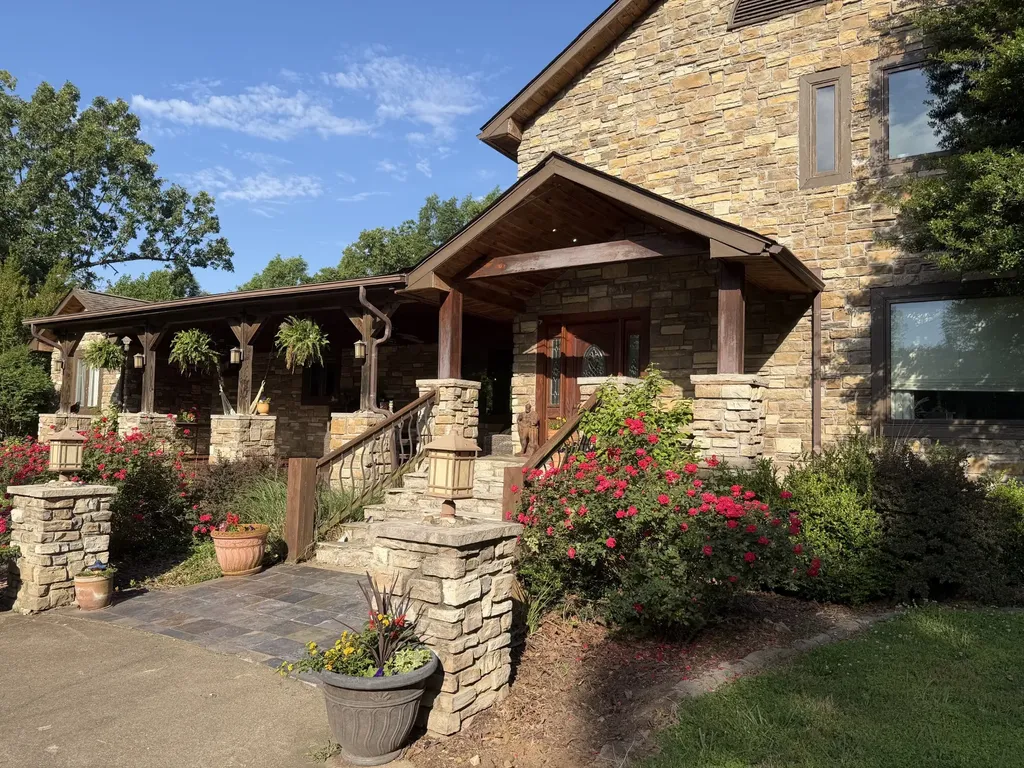 95 Bowman Court Waverly TN 37185