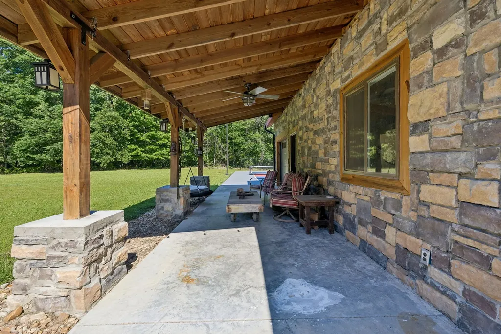 95 Bowman Court Waverly TN 37185
