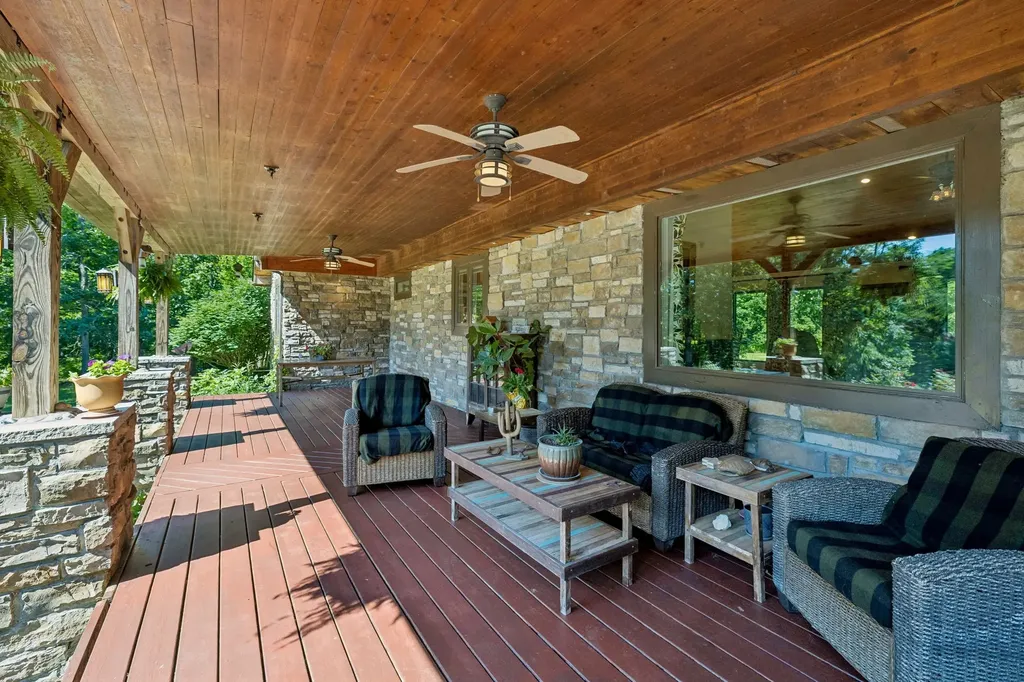 95 Bowman Court Waverly TN 37185