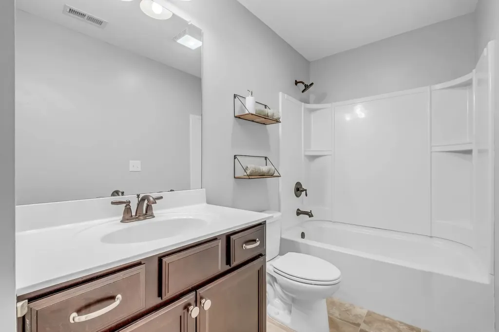 350 Coronado Pvt Circle Hendersonville TN 37075