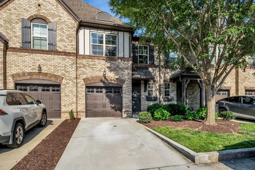 350 Coronado Pvt Circle Hendersonville TN 37075