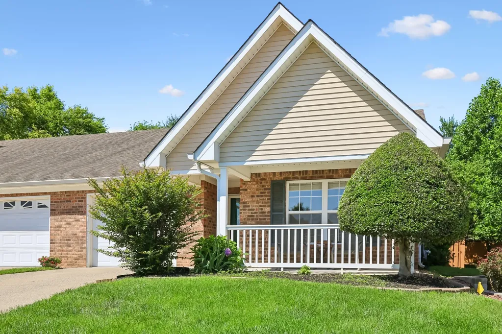 704 Village Green Circle Murfreesboro TN 37128