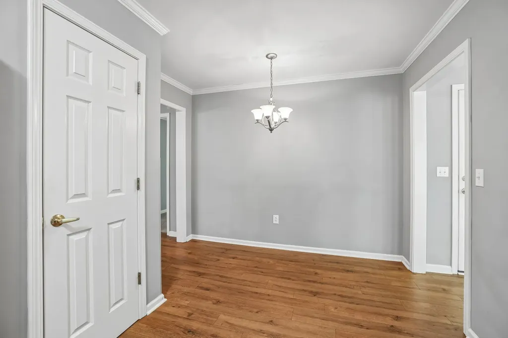 704 Village Green Circle Murfreesboro TN 37128