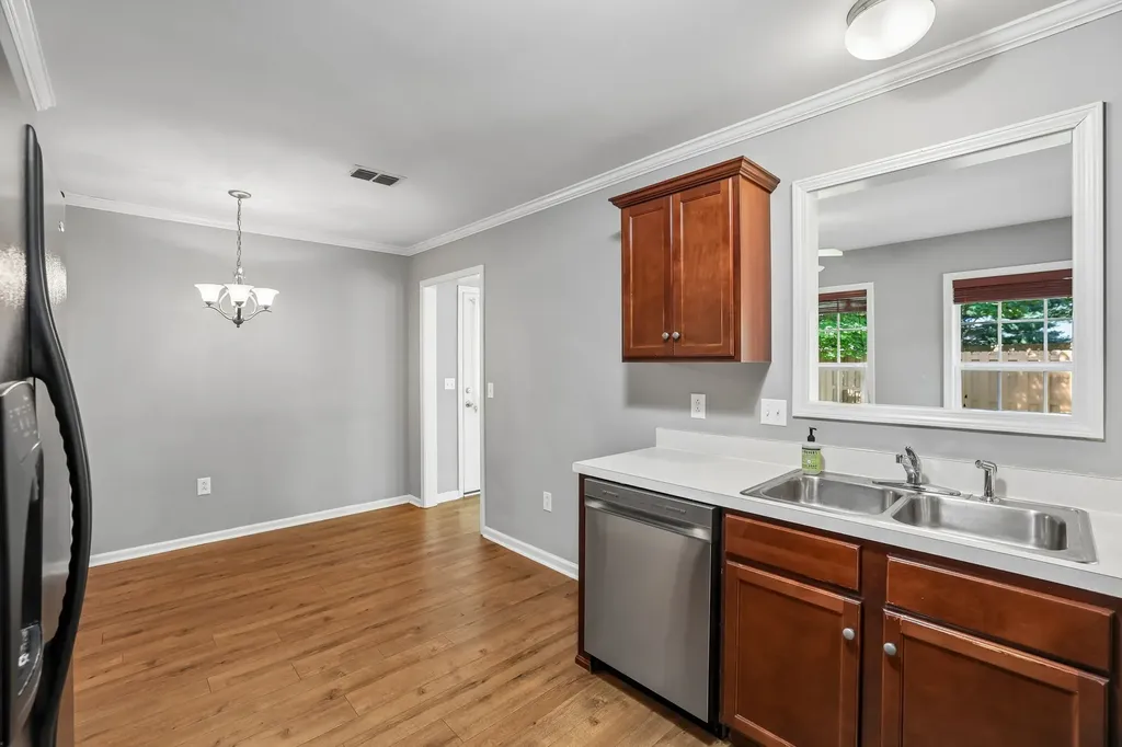 704 Village Green Circle Murfreesboro TN 37128