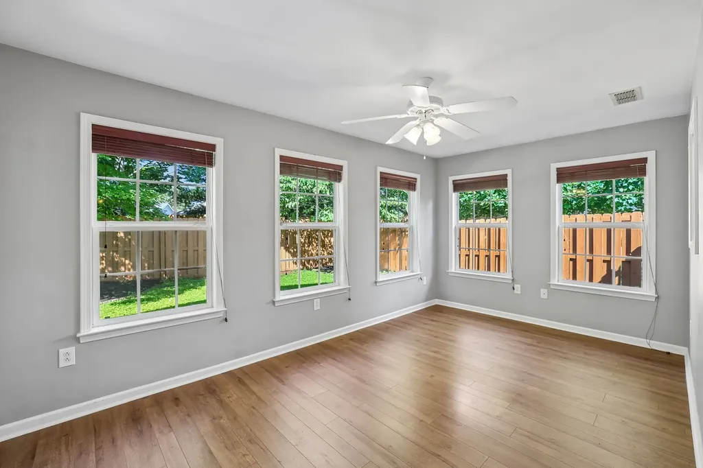 704 Village Green Circle Murfreesboro TN 37128