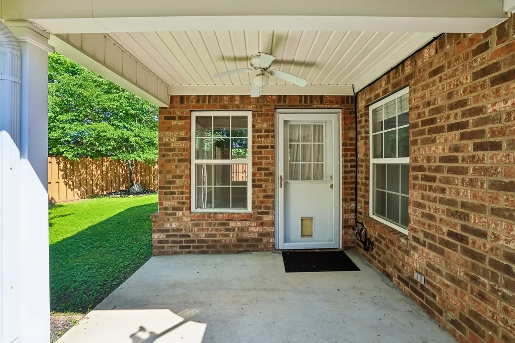 704 Village Green Circle Murfreesboro TN 37128