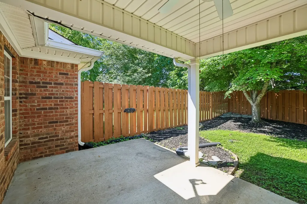 704 Village Green Circle Murfreesboro TN 37128