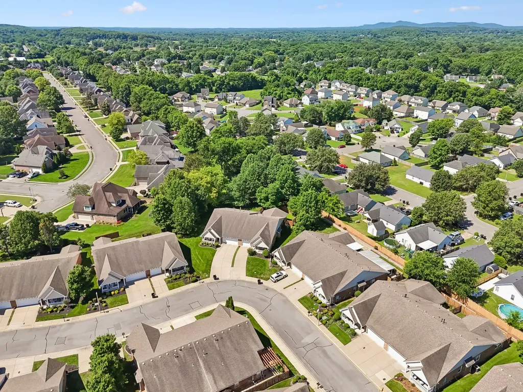 704 Village Green Circle Murfreesboro TN 37128