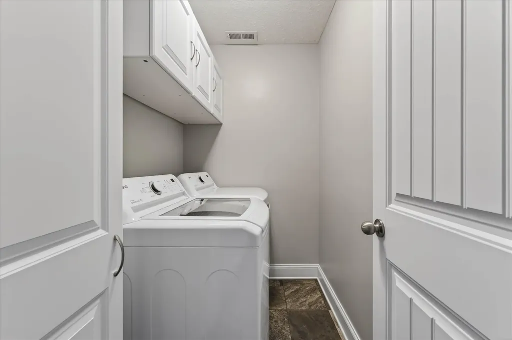 1181 Eagles Bluff Drive Clarksville TN 37040