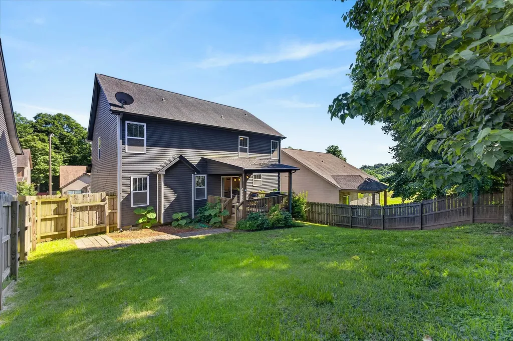 1181 Eagles Bluff Drive Clarksville TN 37040