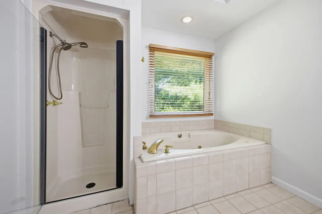 128 Spy Glass Way Hendersonville TN 37075
