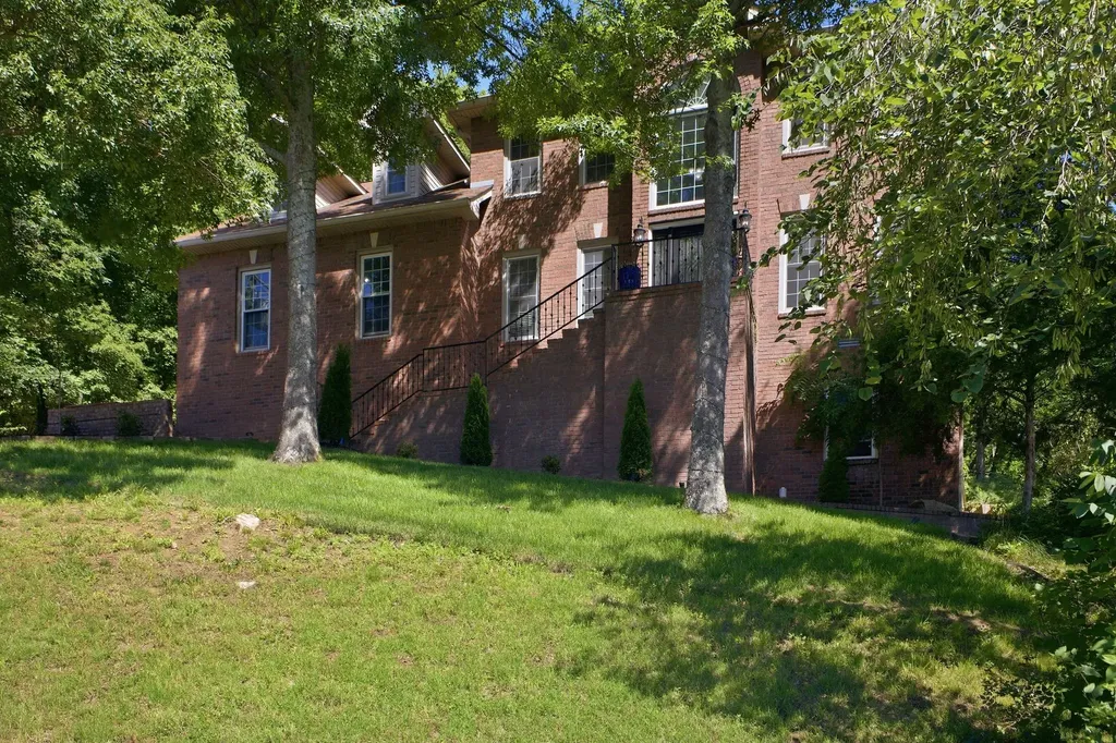 128 Spy Glass Way Hendersonville TN 37075