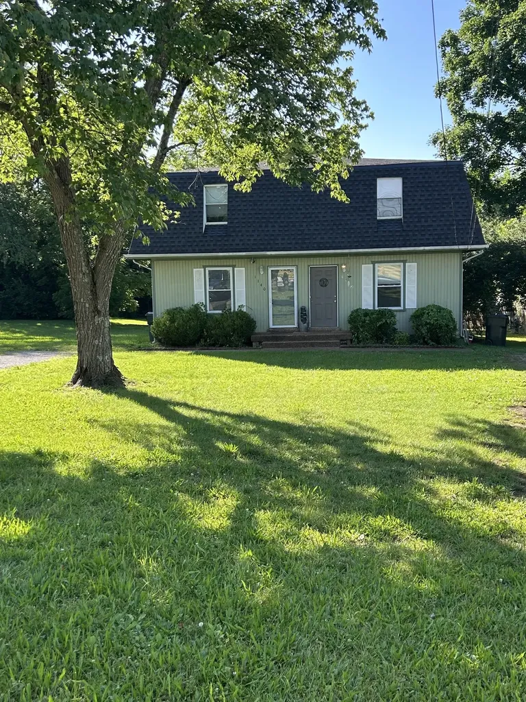 1140 E Main Street Gallatin TN 37066