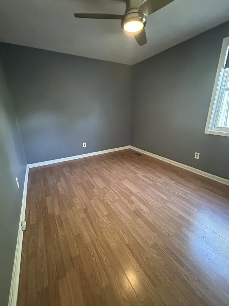 1140 E Main Street Gallatin TN 37066