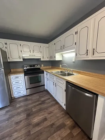1140 E Main Street Gallatin TN 37066