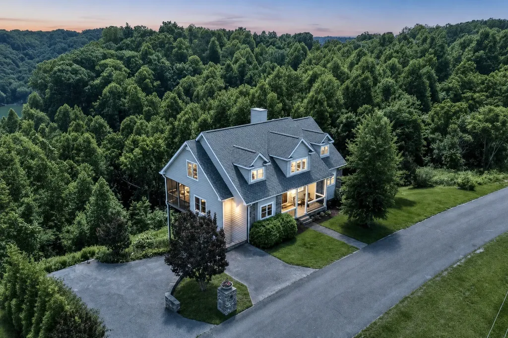 425 Opal Point Drive Smithville TN 37166