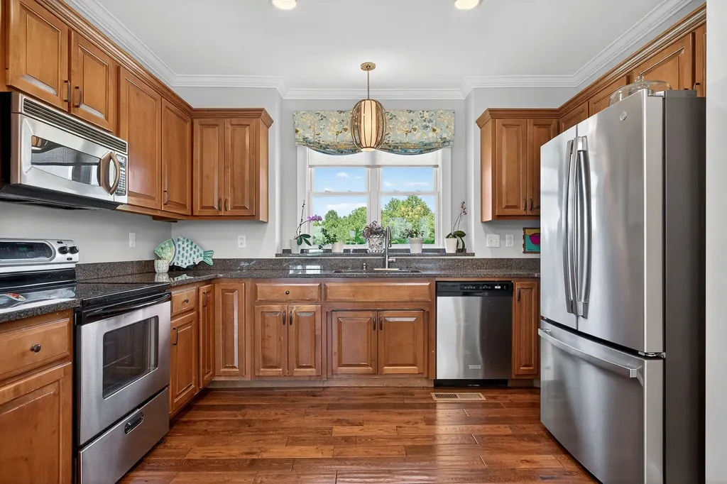 425 Opal Point Drive Smithville TN 37166