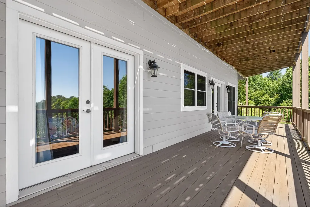 425 Opal Point Drive Smithville TN 37166