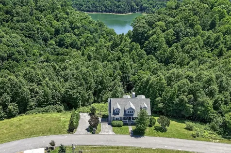 425 Opal Point Drive Smithville TN 37166