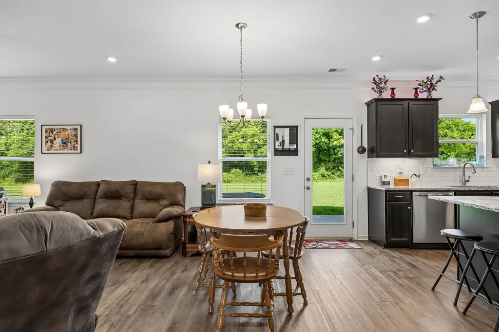 229 Stonewall Drive Columbia TN 38401