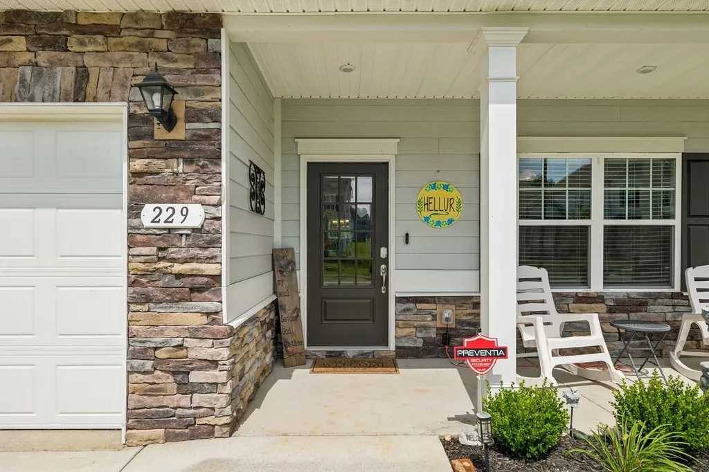229 Stonewall Drive Columbia TN 38401