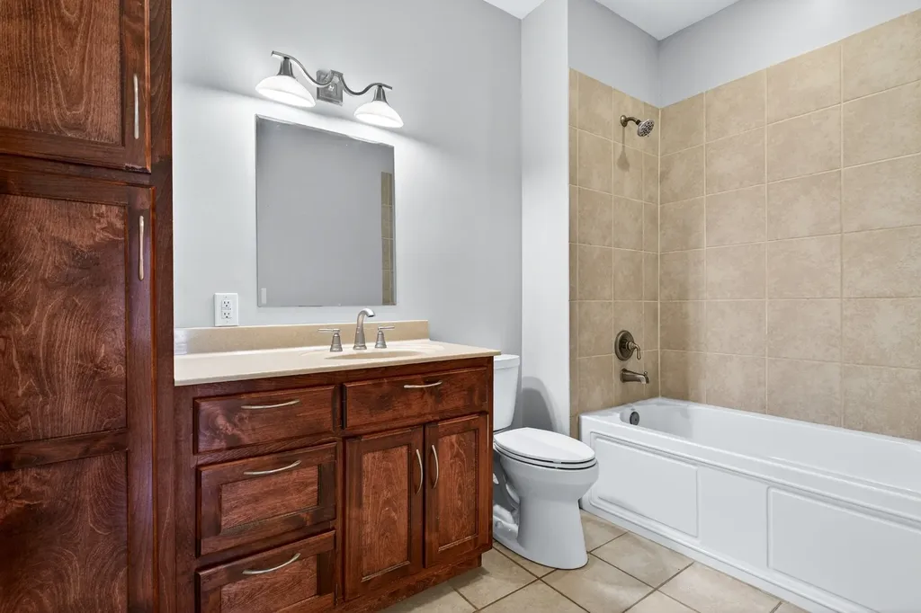 3001 Dunedin Court Old Hickory TN 37138