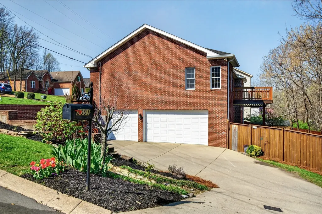 3001 Dunedin Court Old Hickory TN 37138