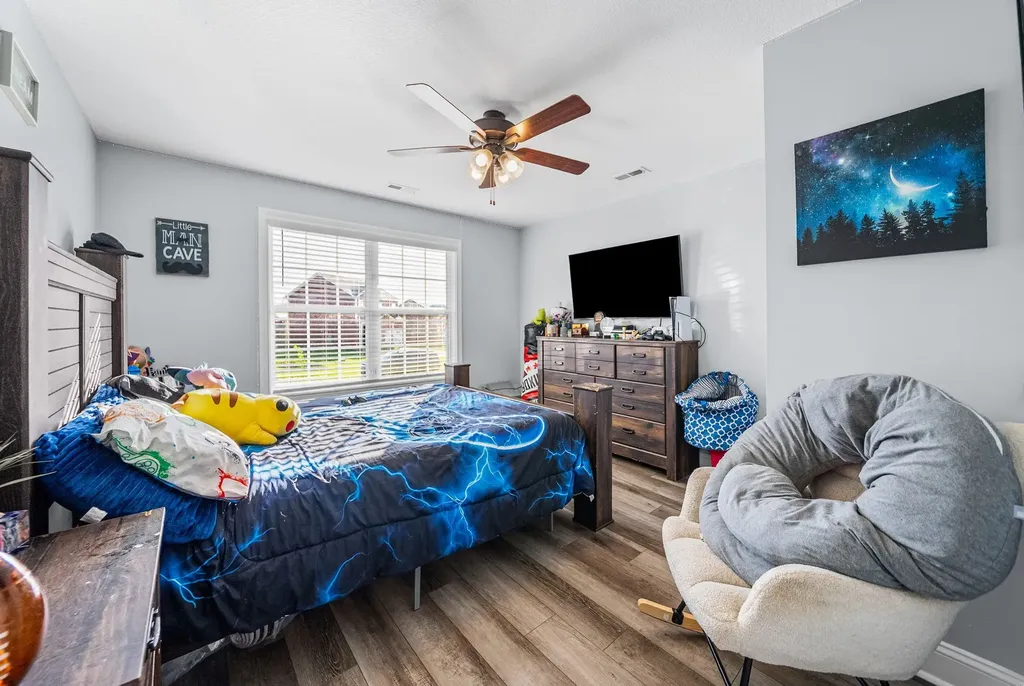 2043 Jackie Lorraine Drive Clarksville TN 37042